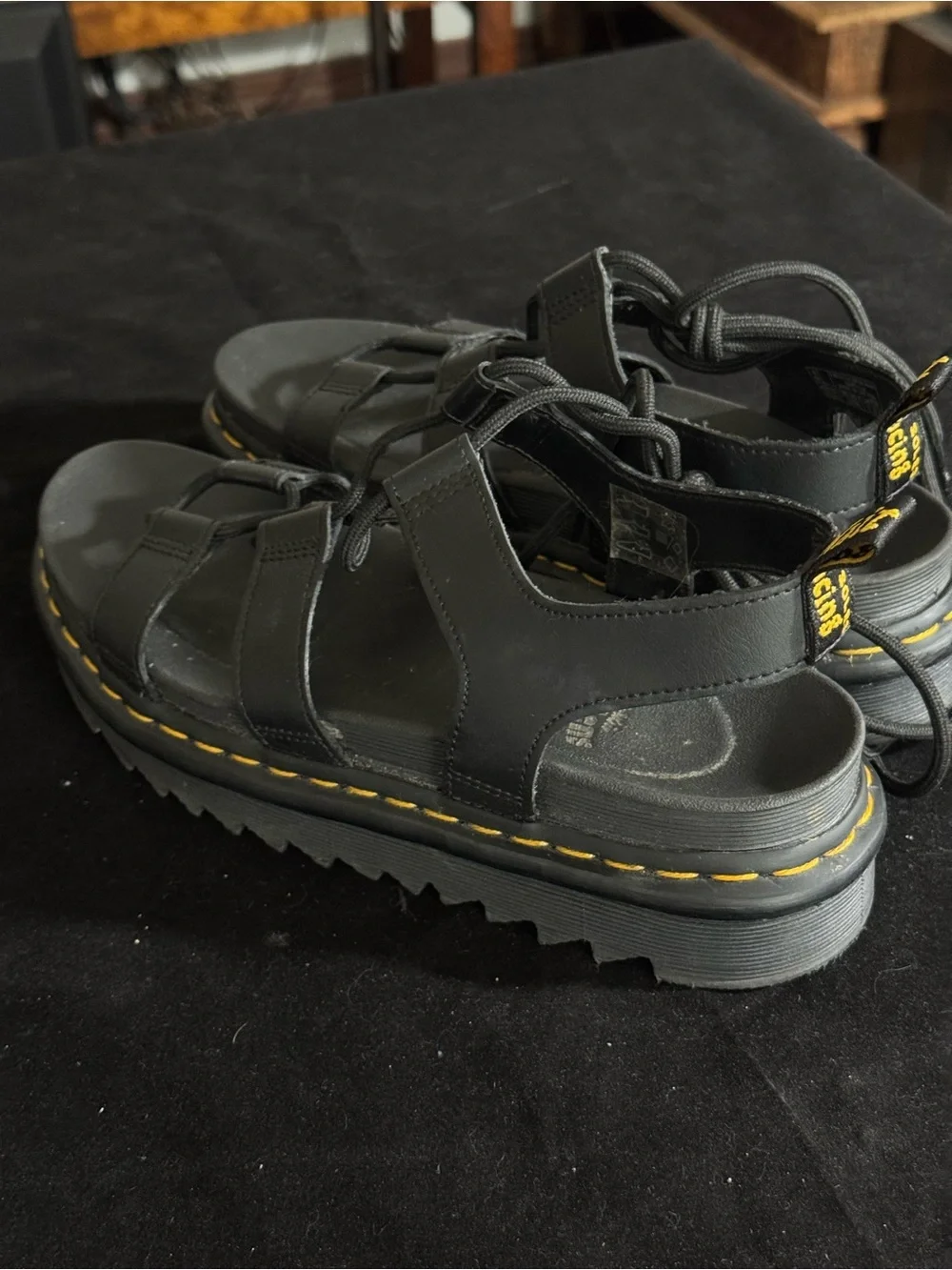 Dr. Martens Black Leather Forster Sandals Men sz 9.. Excellent